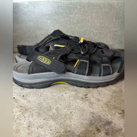 Keen Newport H2 Black And Grey Water Shoes / Sandals / Slides Size Men’s 11 - Picture 3 of 14